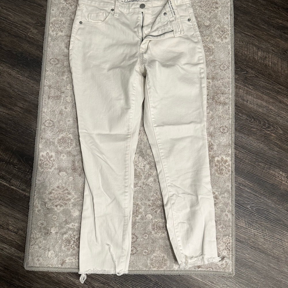 Universal Thread Women's Straight Leg White Jeans